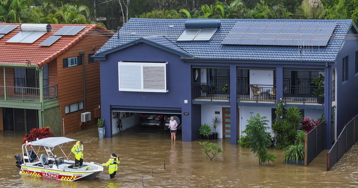 Australia: Death toll from floods in eastern Australia rises to four, 50,000 people still stranded