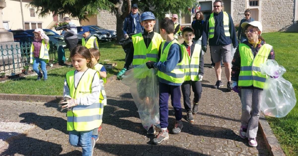 Bagé-Dommartin. El consejo municipal de jóvenes organiza una recogida de residuos