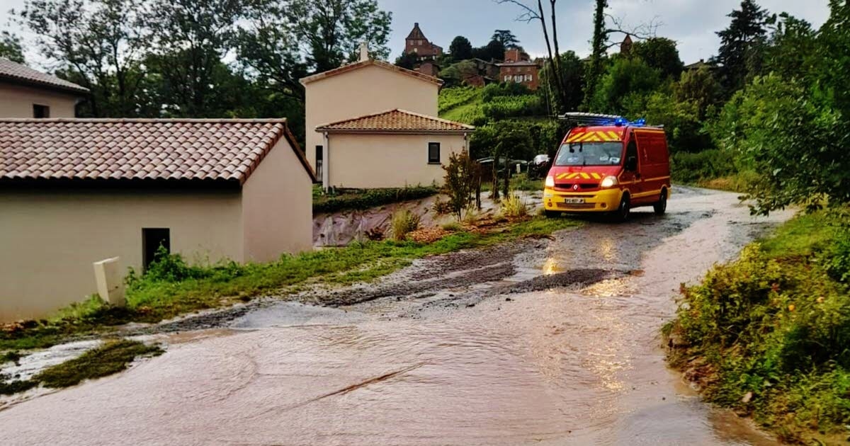 Leynes. Überflutete Häuser und Keller, Erdrutsche... der Sturm richtete im Dorf Schäden an.