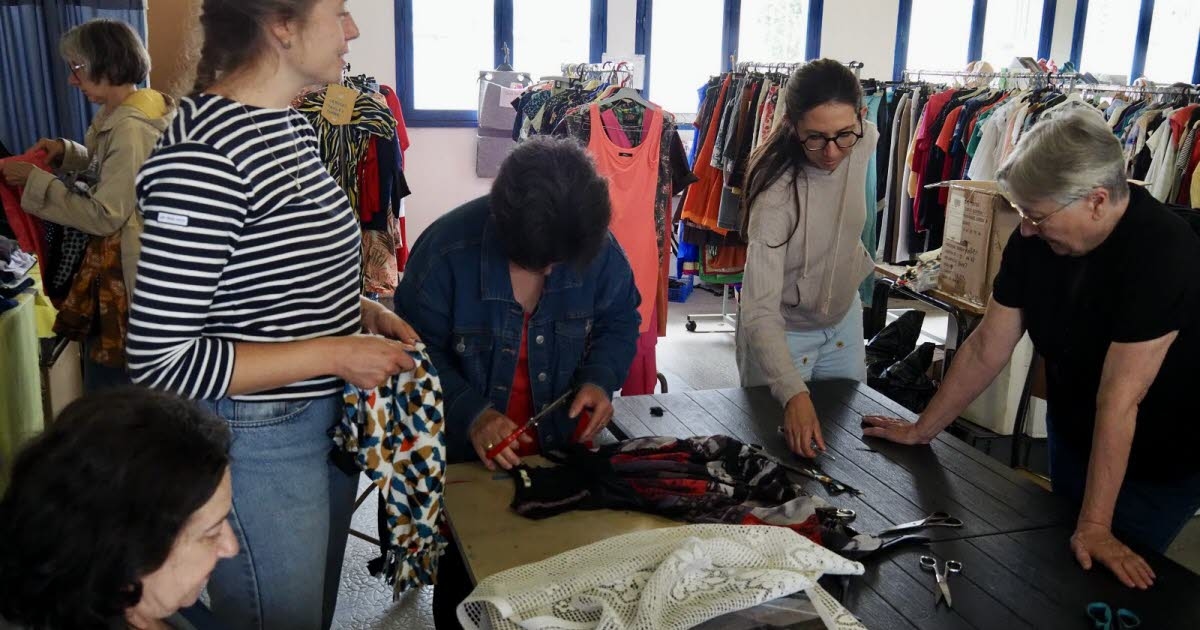 Cuisery. Ein Workshop mit Sivom, um zu lernen, wie man nützliche Taschen herstellt