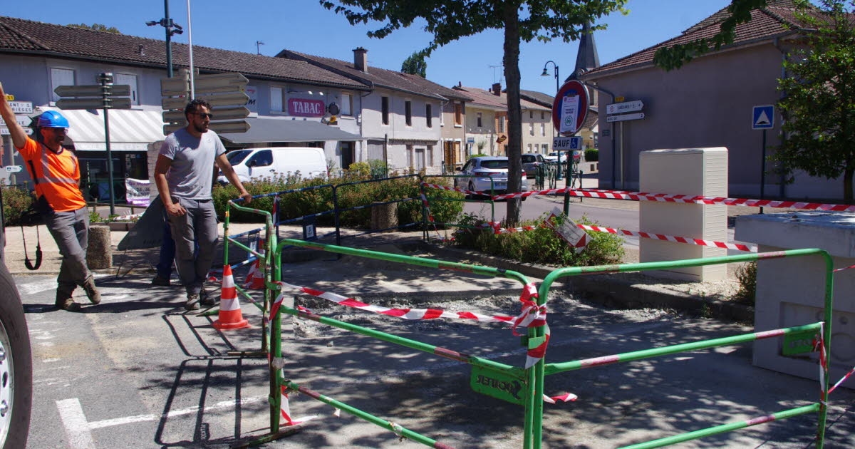 Cormoranche-sur-Saône: Eine Ladestation für Elektrofahrzeuge wird installiert