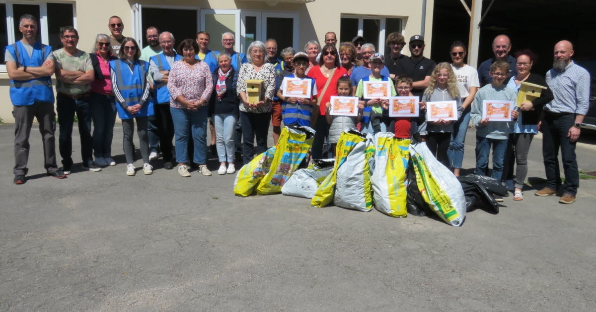 Châtenoy-le-Royal. Birdhouses, painting and cleaning: Citizens' Day in Action