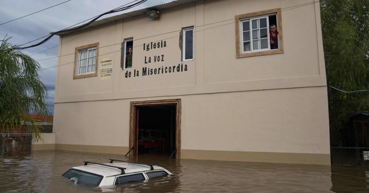 Argentina: Floods in Buenos Aires province leave one dead and three missing