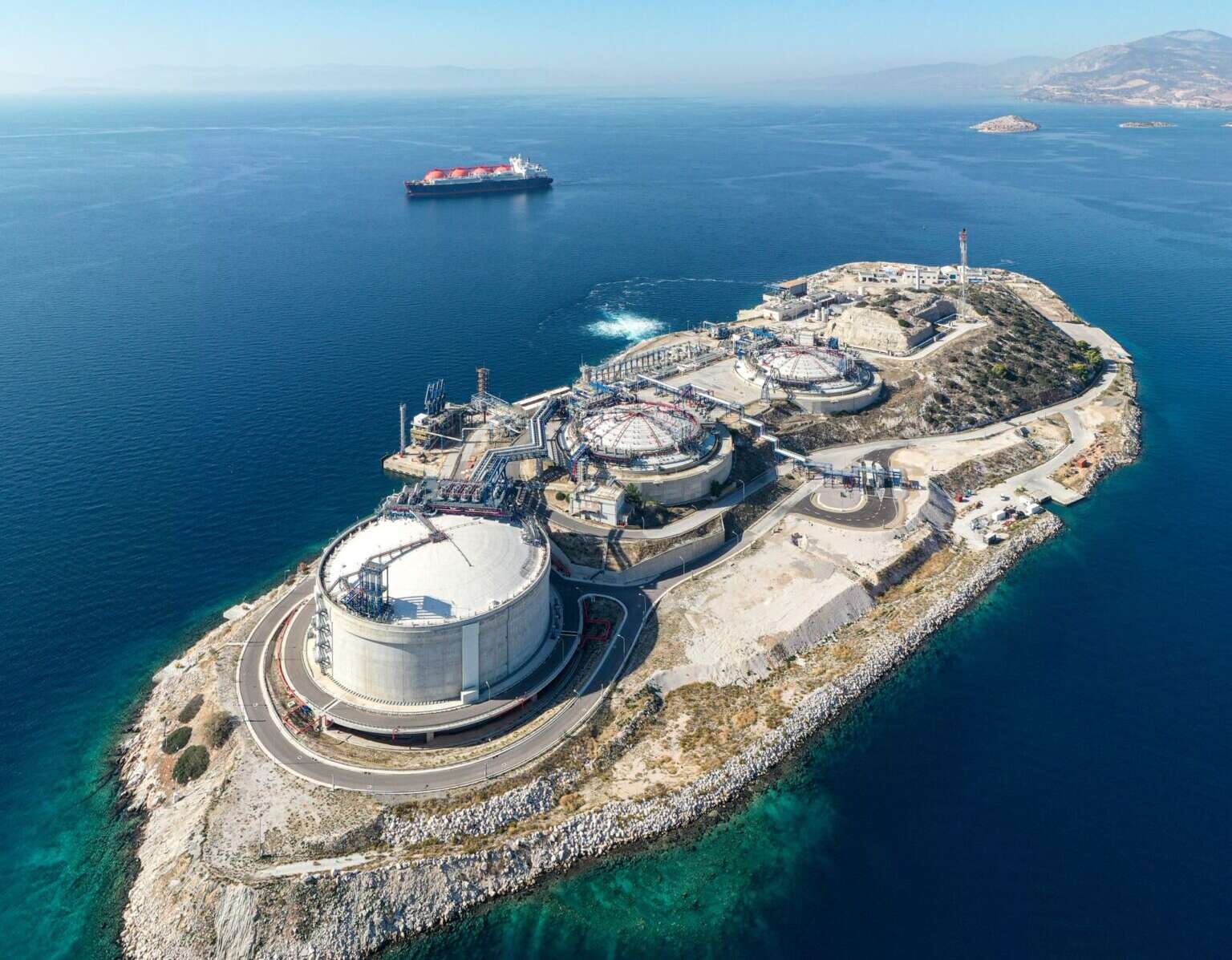 EU promises competitive gas supplies for South-East Europe