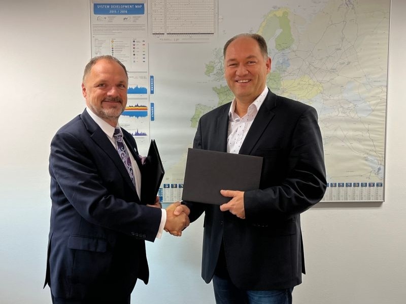 Hungary and Slovakia sign agreement to increase gas interconnection capacity