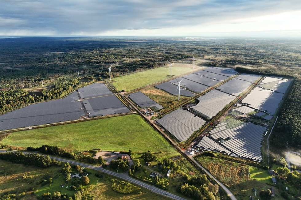 Apple supports solar and wind farms in Central and Eastern Europe