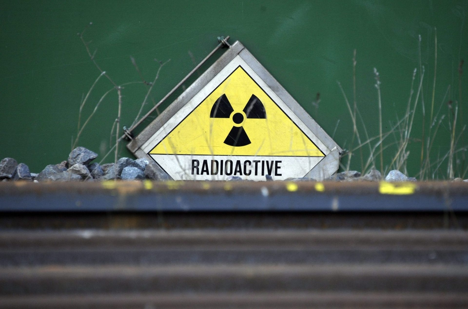 Empfehlung von Fundeu RAE: Radioaktivität und radioaktiv, besser als Radioaktivität und radioaktiv