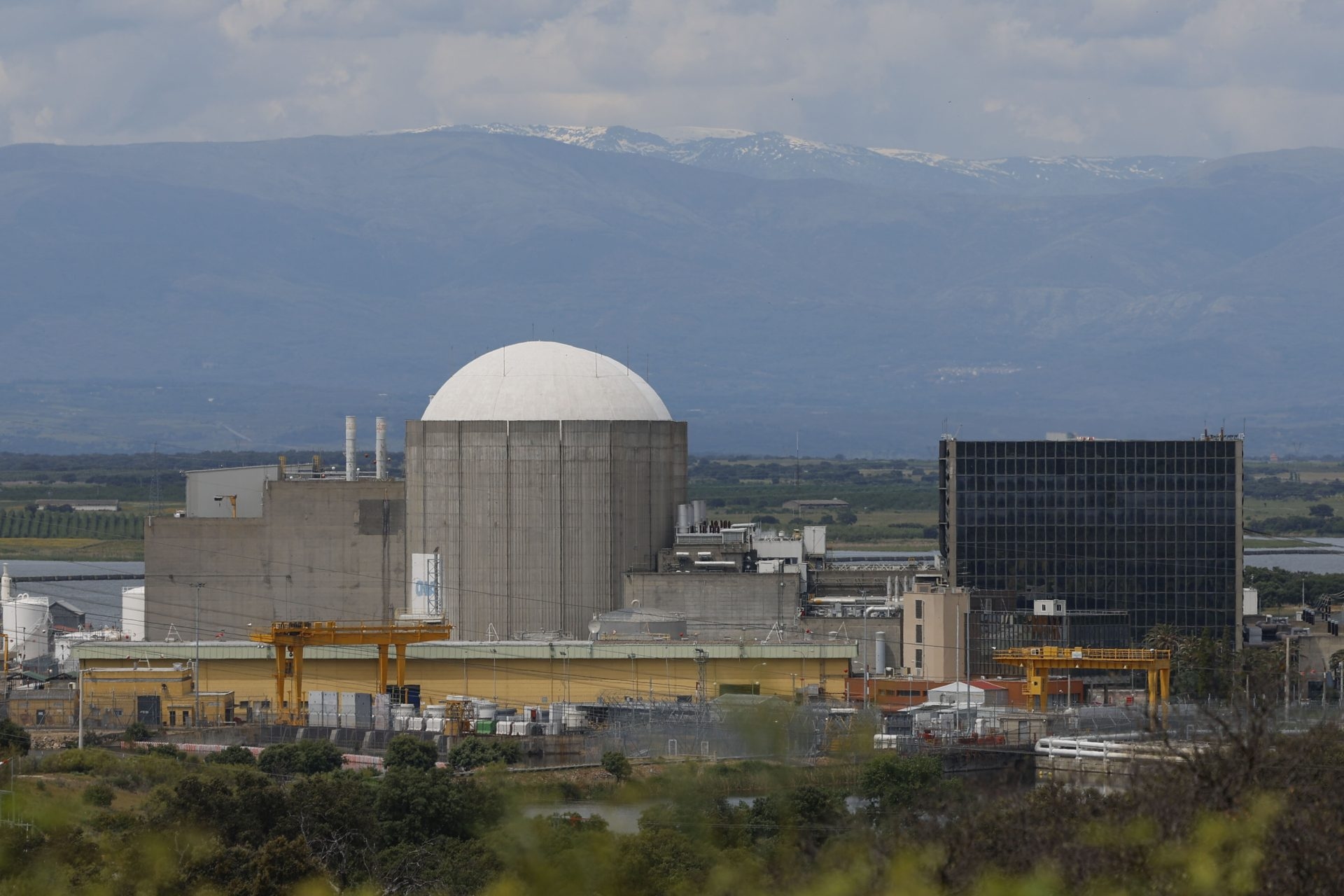 Plus de 70 groupes espagnols et portugais militent pour la fermeture de la centrale nucléaire d'Almaraz.