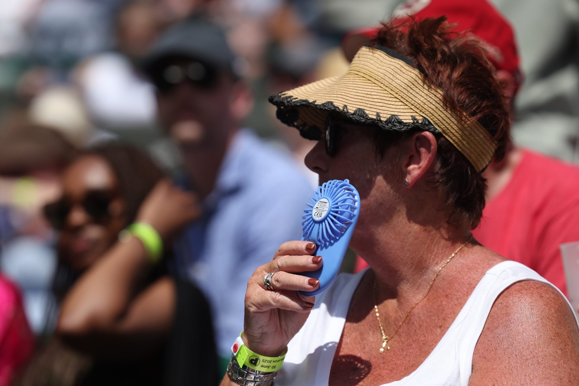 Extreme Hitze erstickt und hält Europa mit Temperaturen von über 40 Grad in Alarmbereitschaft.