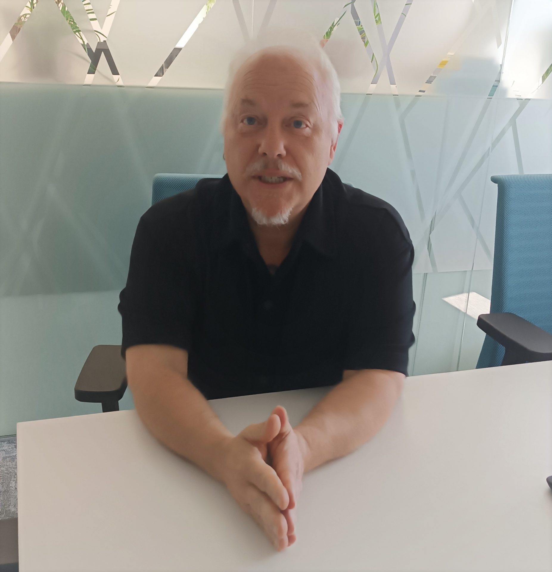 JV Barcia (Sozialaktivist): „Das Energiemodell kann nicht in den Händen eines Oligopols liegen, sondern muss in den Händen der Bürger liegen.“