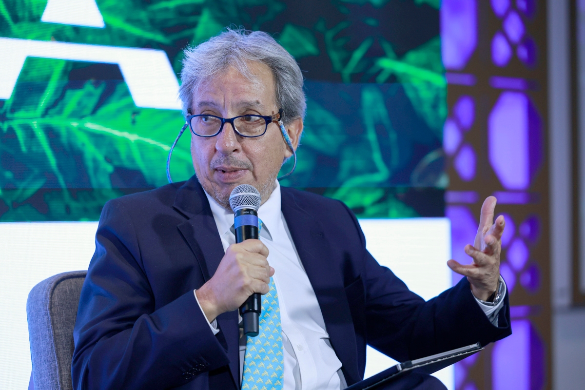 NGOs and companies expect Brazil to double its commitment to decarbonization at COP30.