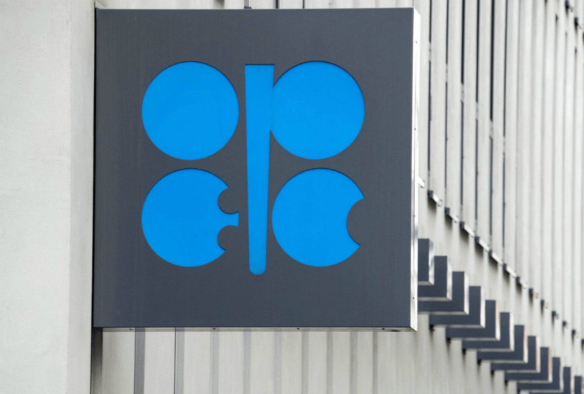 OPEC+ może omawiać wzrost produkcji ropy naftowej większy niż 411 000 baryłek dziennie w lipcu, mówią źródła