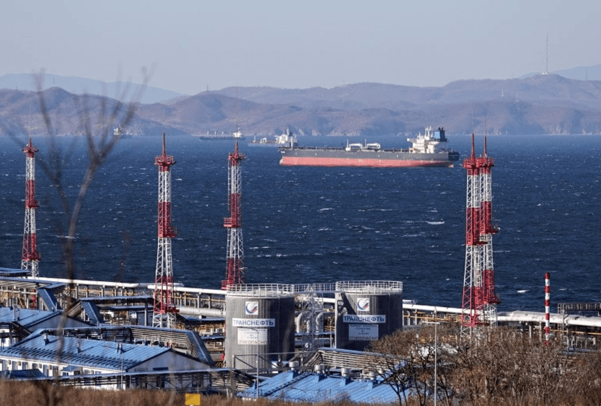 Trump’s Adviser Navarro Slams India for Buying Russian Oil