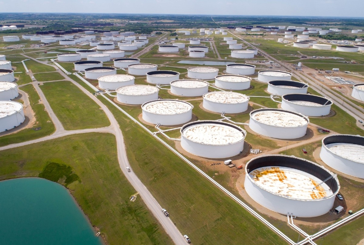 US Crude, Fuel Stocks Up as Crude Imports Rise, Product Demand Slips, EIA Says