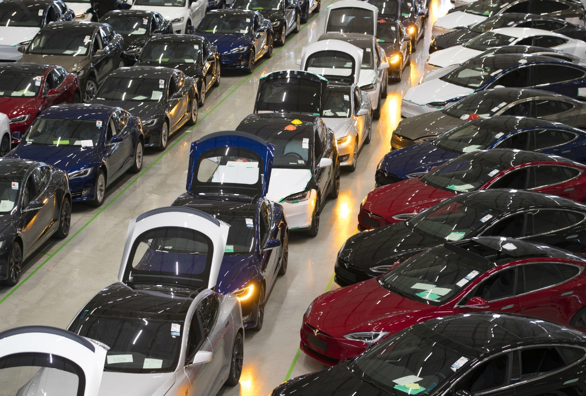 Tesla Signs $4.3 Billion Battery Deal with LGES, Source Says, Reducing China Reliance
