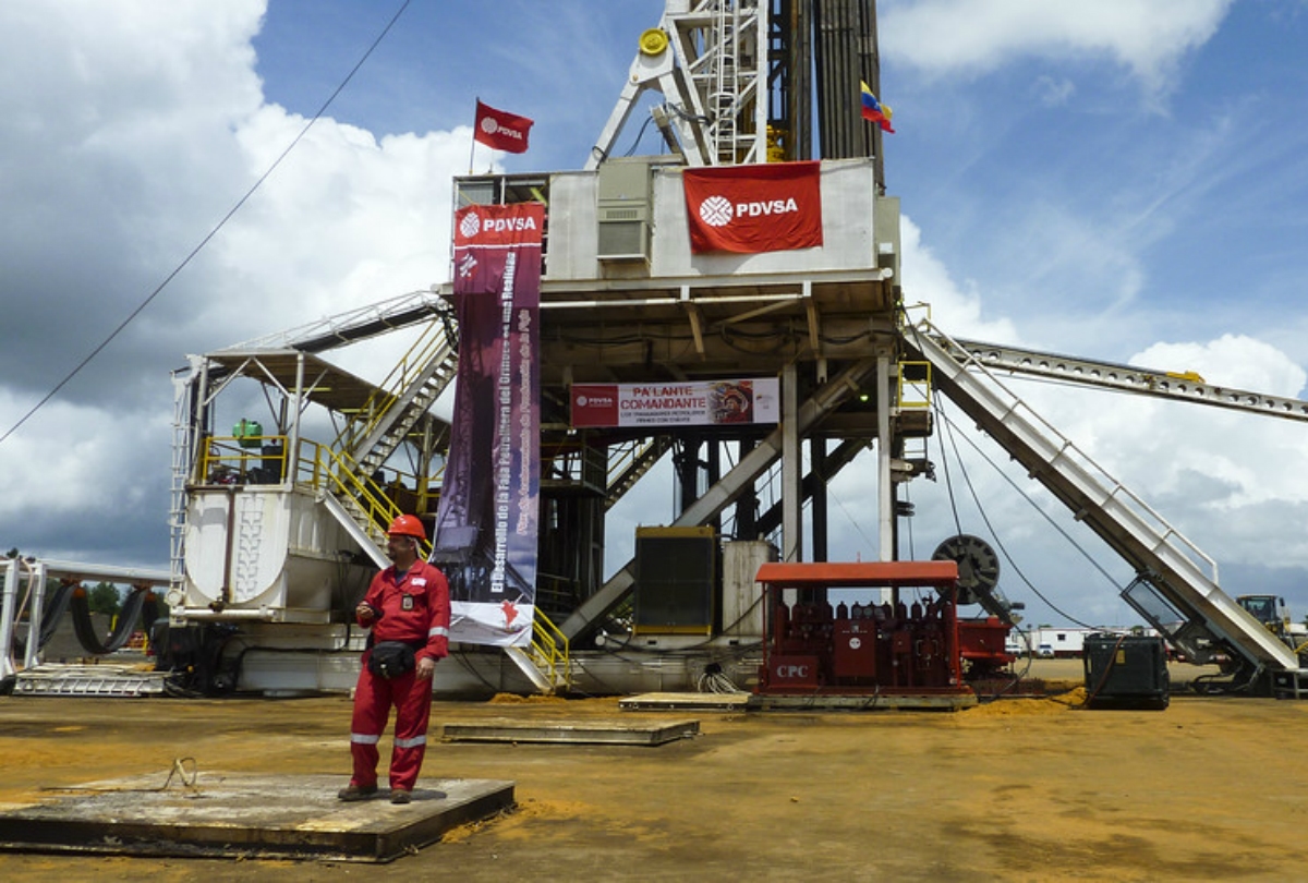 Chevron-Chartered Tanker Docks at Venezuela to Load Oil After New US License
