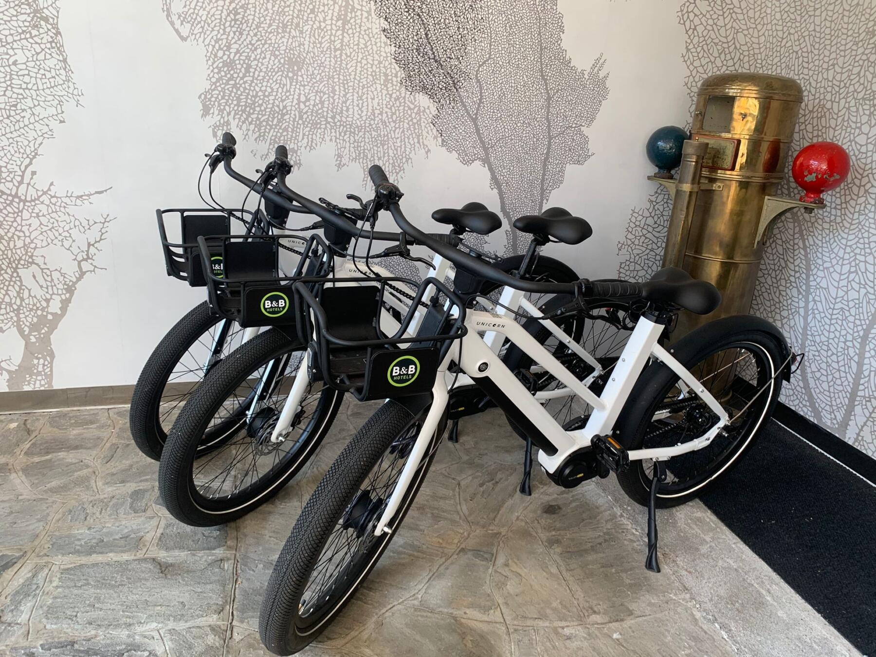 A Unicorn Mobility (Pirelli) faz parceria com o B&B HOTEL Italia para aluguel de bicicletas elétricas