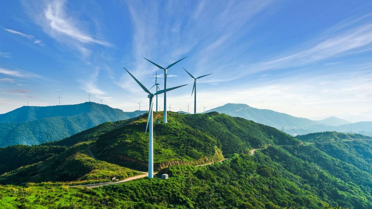 Ryzyko suszy wiatrowej i słonecznej w odnawialnych źródłach energii