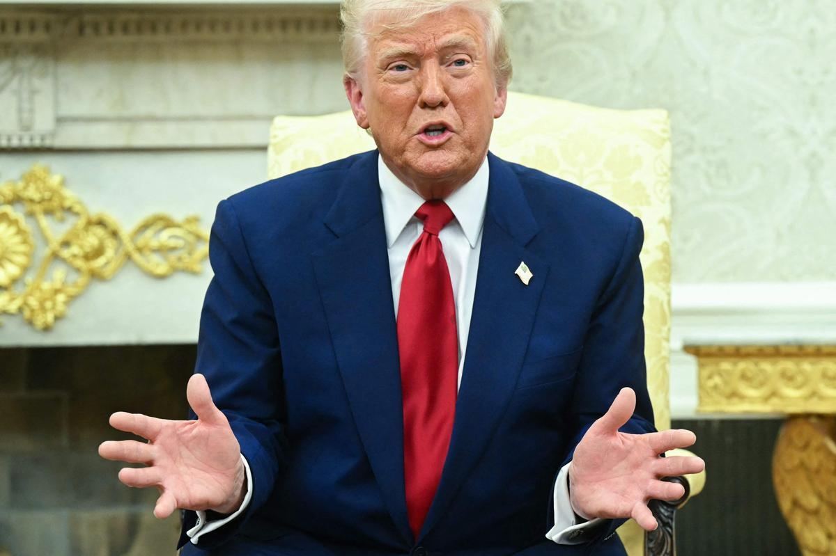 Donald Trump, Perşembe günü İran ile nükleer konularda yeni bir toplantı yapacağını duyurdu