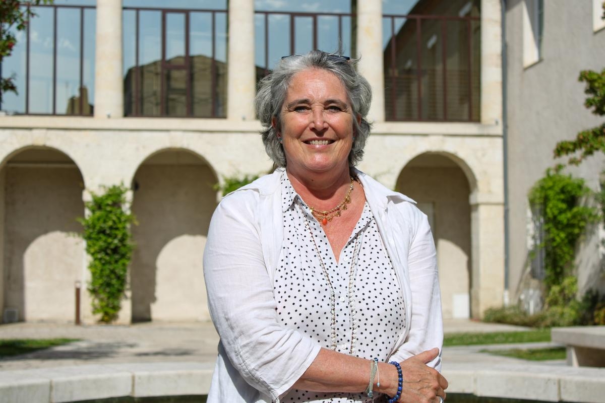 Agen: Marie-Françoise Plagnes, a correia de transmissão dos distritos