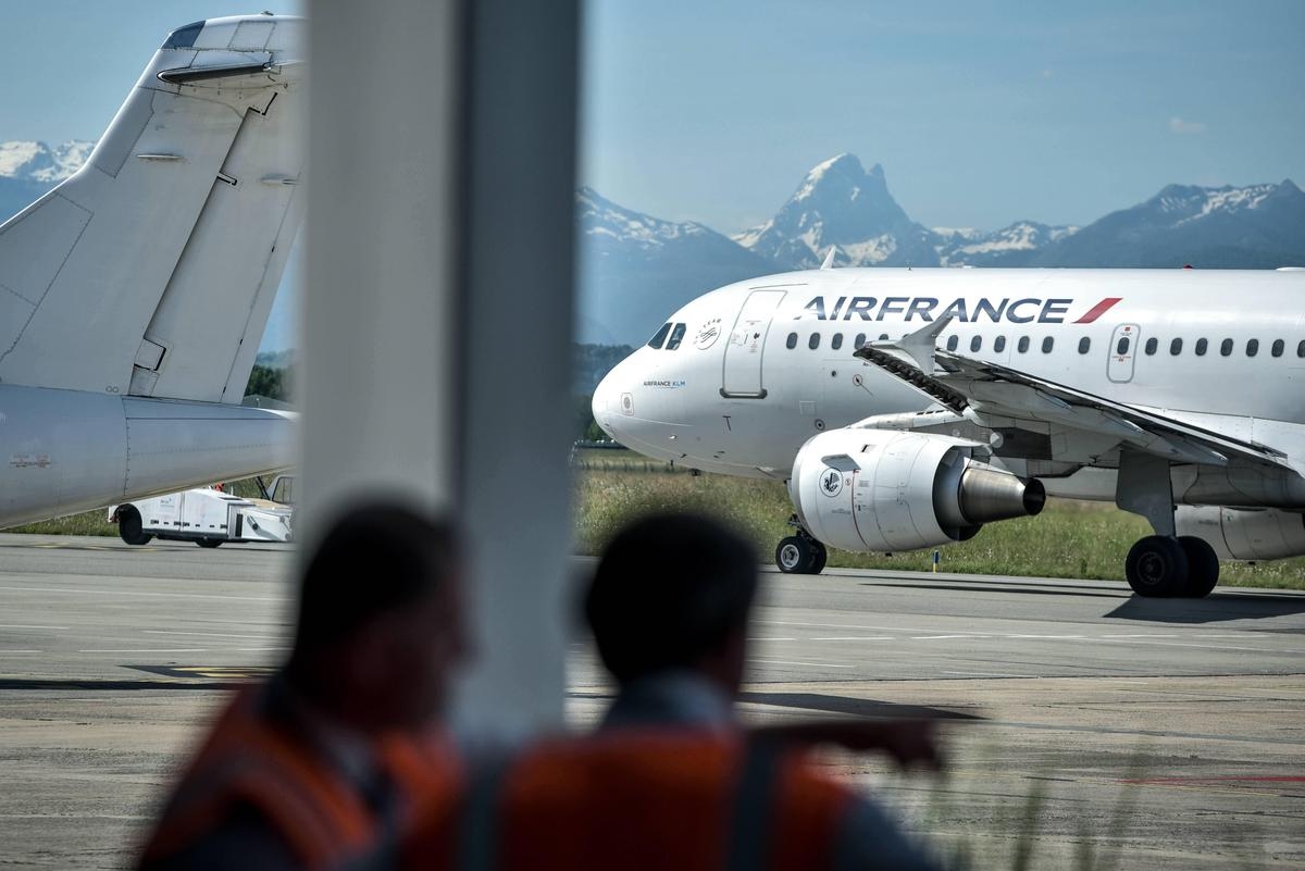 Pirineus: Dois sobreviventes milagrosos conseguem pousar seu avião perto do Pic du Midi d'Ossau