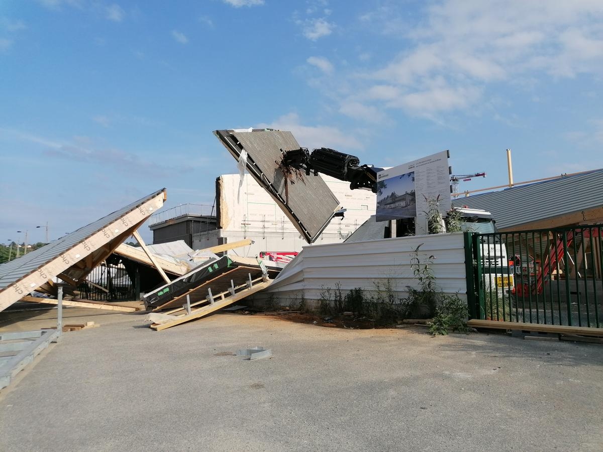 VIDEO. Stürme in der Gironde: In Bordeaux wurde die im Bau befindliche Brazza-Sporthalle von Böen weggeweht