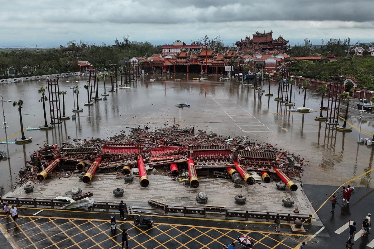 Taifun Danas in Taiwan: Zwei Tote, Hunderte Verletzte und schwere Schäden