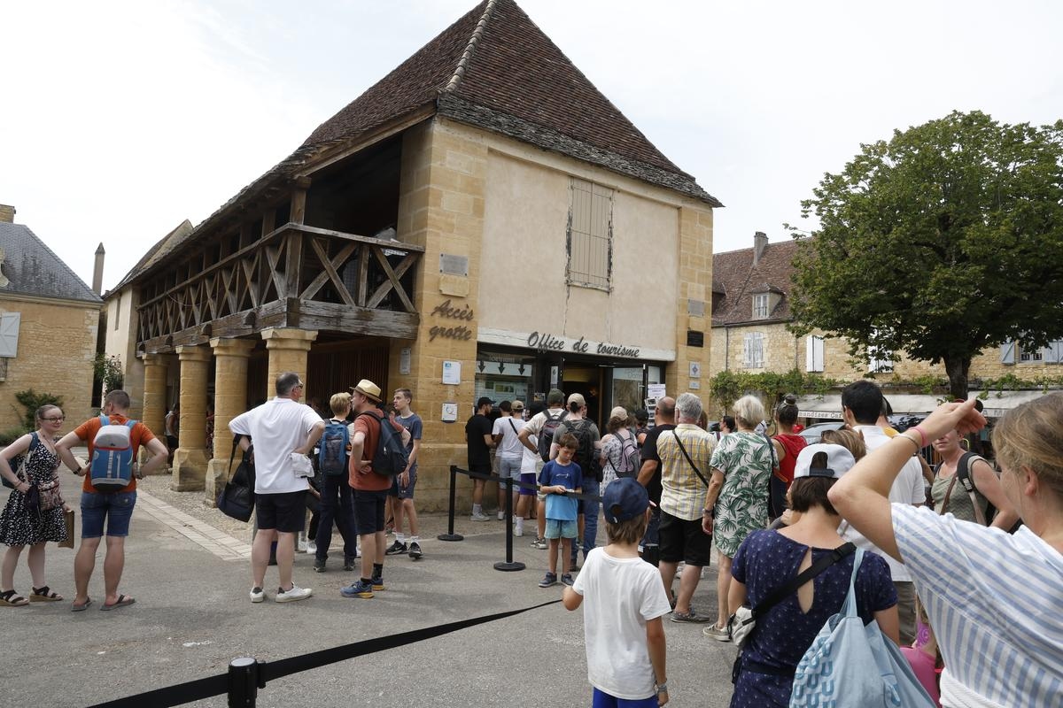 Back-to-School in Dordogne: Unusual Events and Nightlife to Boost Tourism