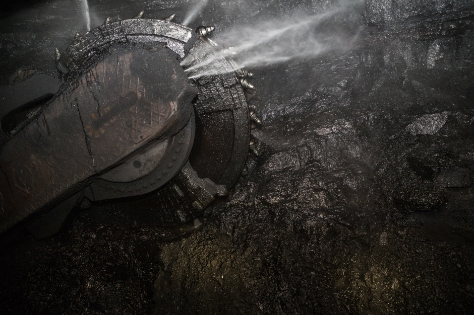 Las potencias hegemónicas no ceden. La ofensiva del carbón está en pleno apogeo.