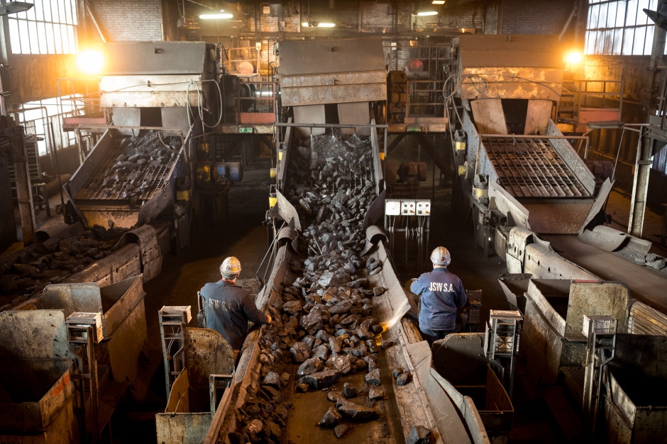 Le charbon et les mines sont en difficulté. « La température monte. Un automne chaud et marqué par les manifestations nous attend. »