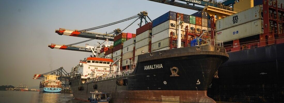 Port of Santos takes the lead in container movement in Latin America
