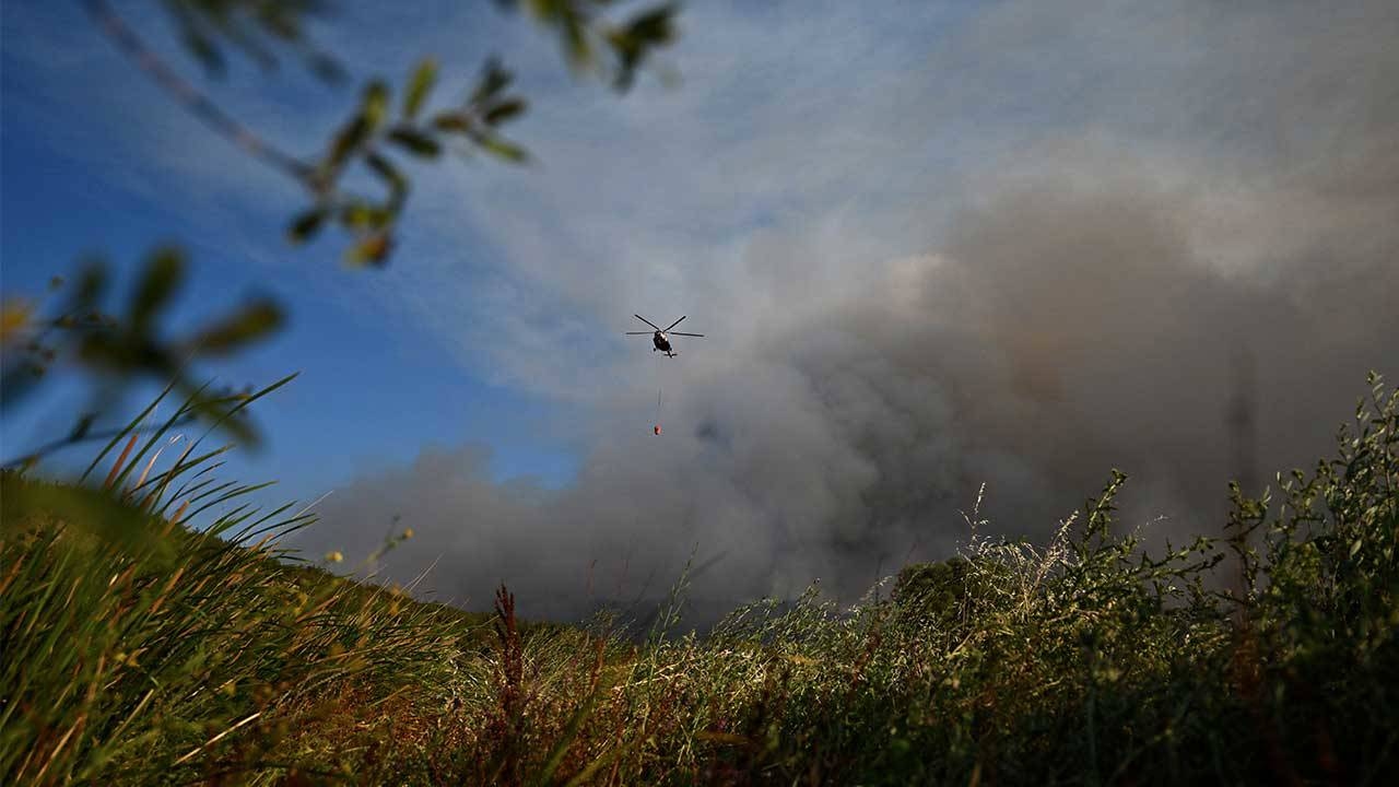 Día 5 de los incendios forestales de Karabük: Intervención aérea y terrestre