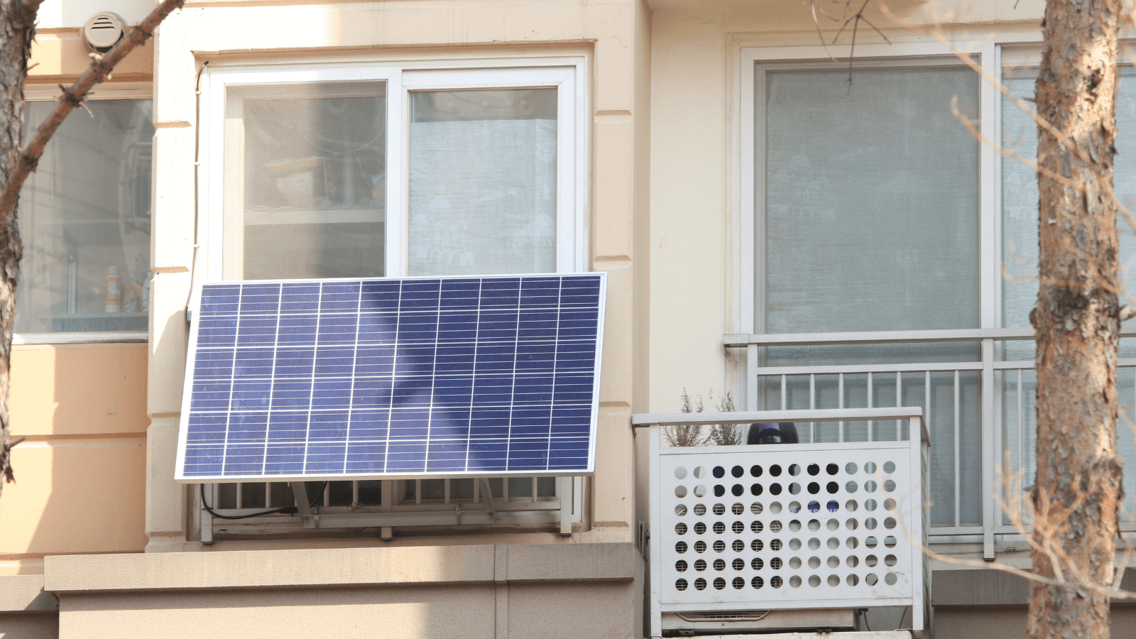 Feuille de route solaire du Royaume-Uni pour développer l'énergie propre sur les toits et les balcons