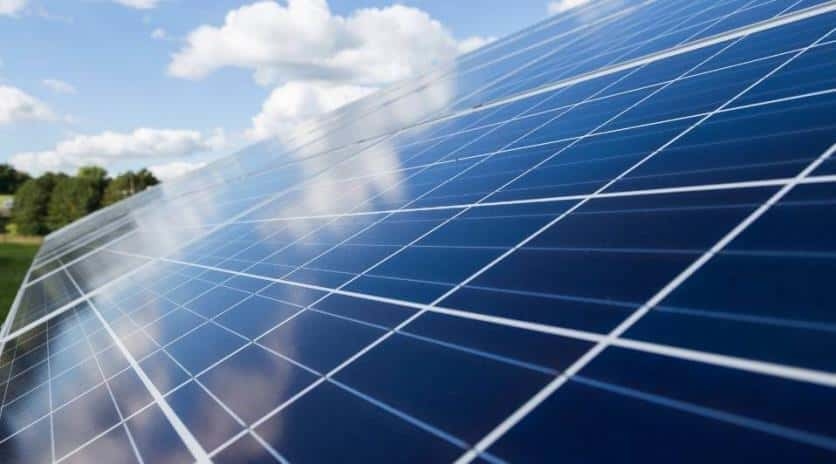 Humanis obtiene el 81 por ciento de su energía del sol