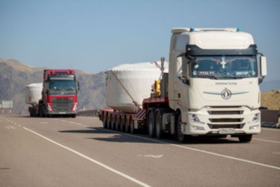 Erste Teile für den Bau des Rosatom-Windparks geliefert