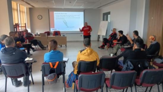 'AKUT Volunteers' Are Ready for All Conditions with Their Search and Rescue Training!
