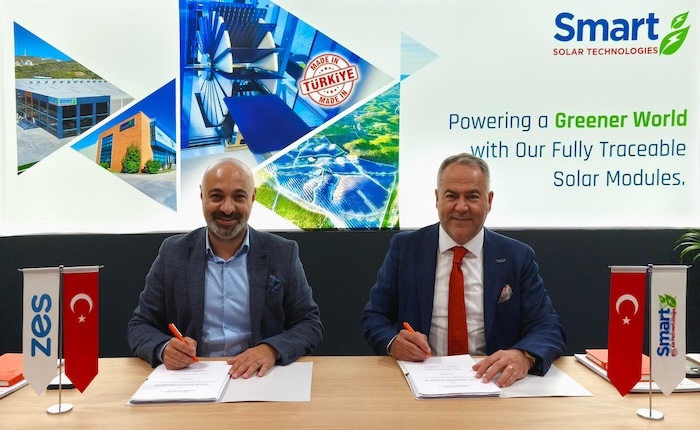 Smart Solar dostarczy panele do ZES Solar