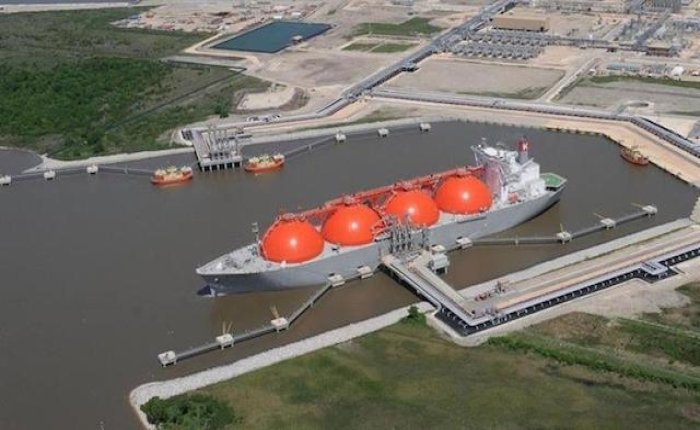 Exportações de GNL dos EUA caem em maio