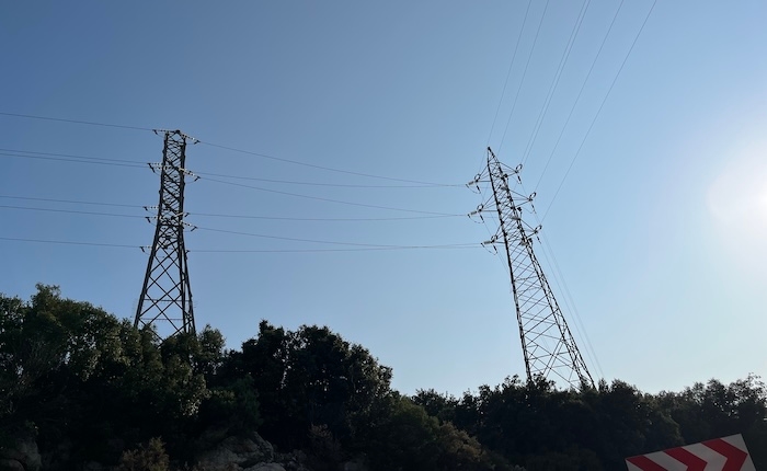 El precio spot de la electricidad es 3121,32 TL para el 27.07.2025