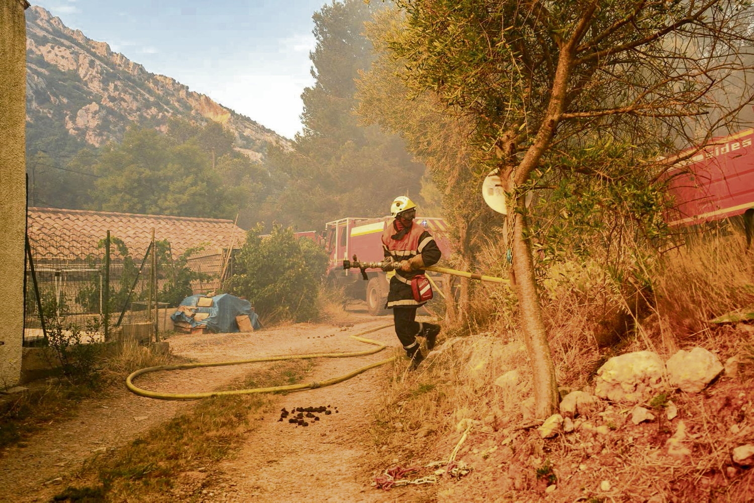 Incendio en Aude: Corbières se une ante el megaincendio