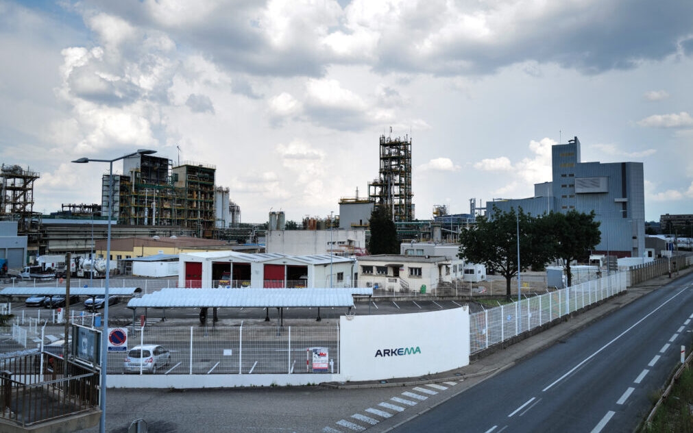 Reinforced controls and reduction in PFAS releases, the State continues its surveillance south of Lyon