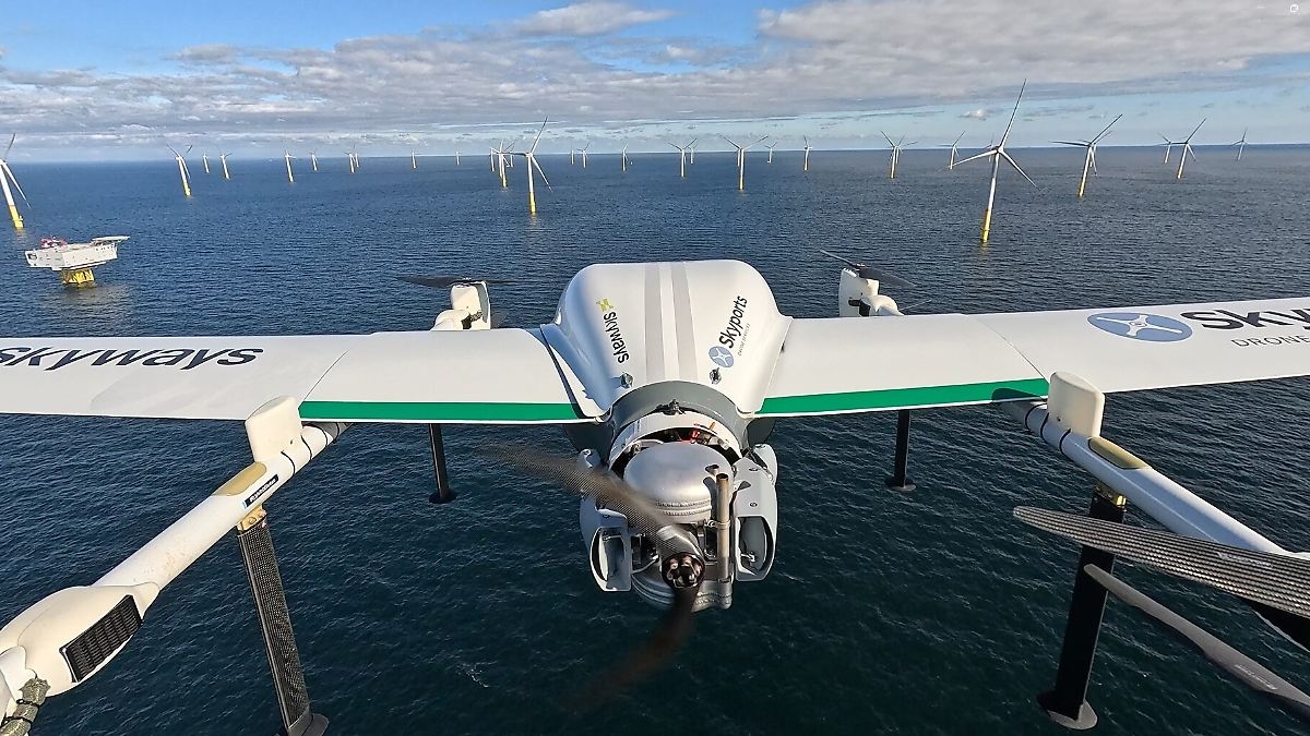 Mehr Effizienz, weniger Kosten: Erfolgreiche Innovation: Transportdrohnen beliefern Windkraftanlagen