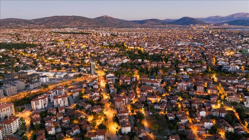 Elektrik tüketimi 1-16 Temmuz döneminde yıllık %0,65 düşüş kaydetti