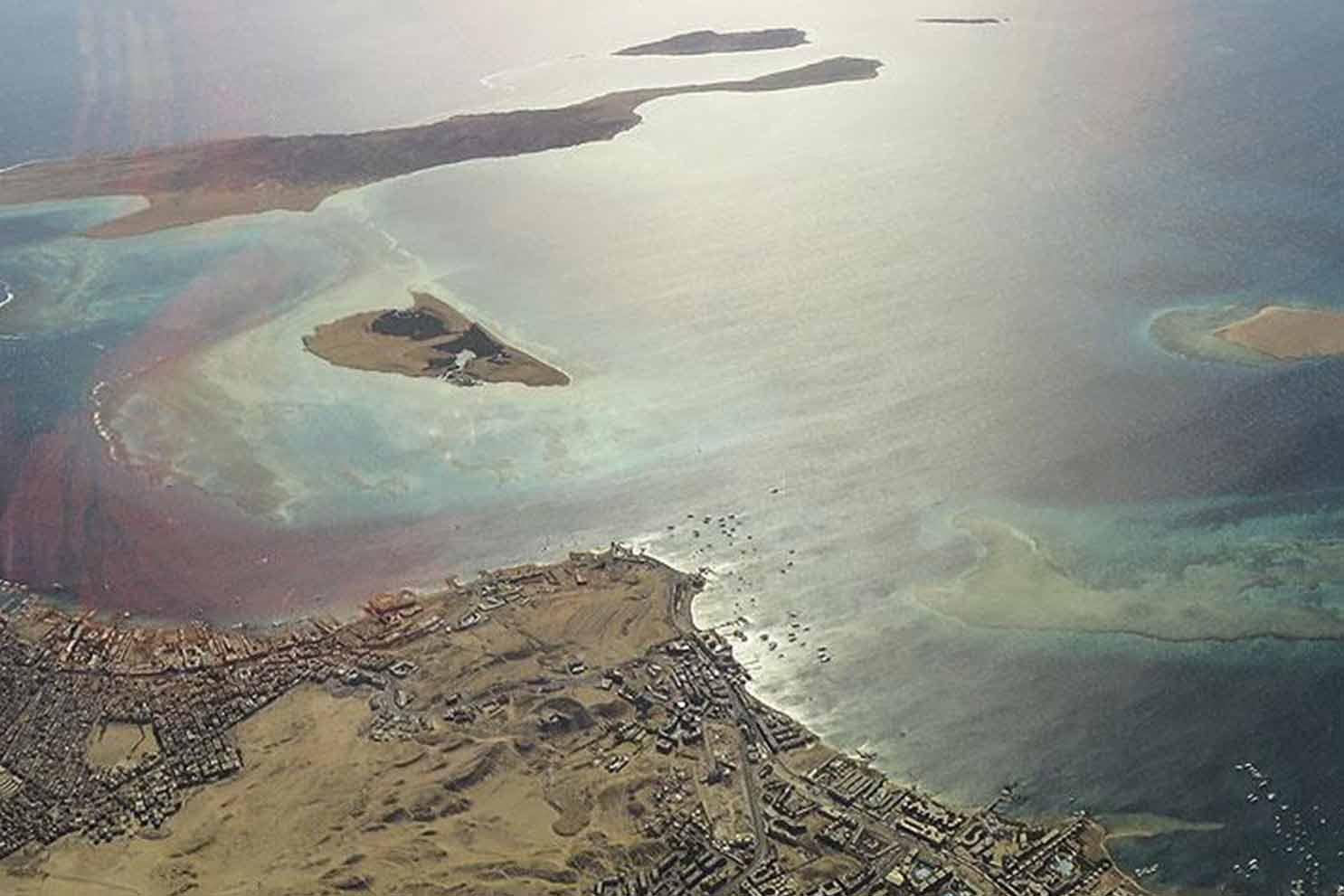 Après l'attaque israélienne contre l'Iran, les regards se tournent vers le détroit d'Ormuz, un point clé pour le commerce