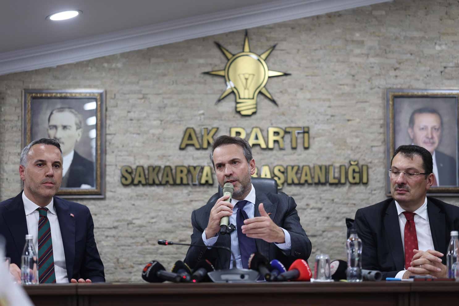 Le ministre Bayraktar a annoncé le nouveau système de soutien au gaz naturel
