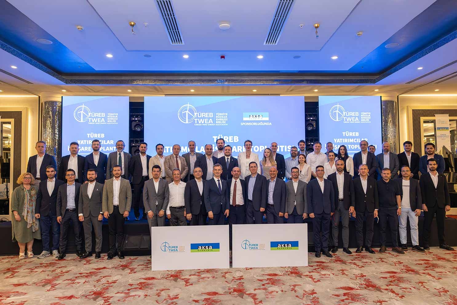 TÜREB y Aksa Elektrik reunieron a inversores interesados ​​en la reunión de inversores de energía eólica de Turquía