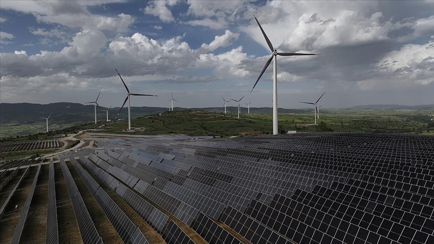 Türkiye's installed electricity capacity exceeded 120,000 megawatts