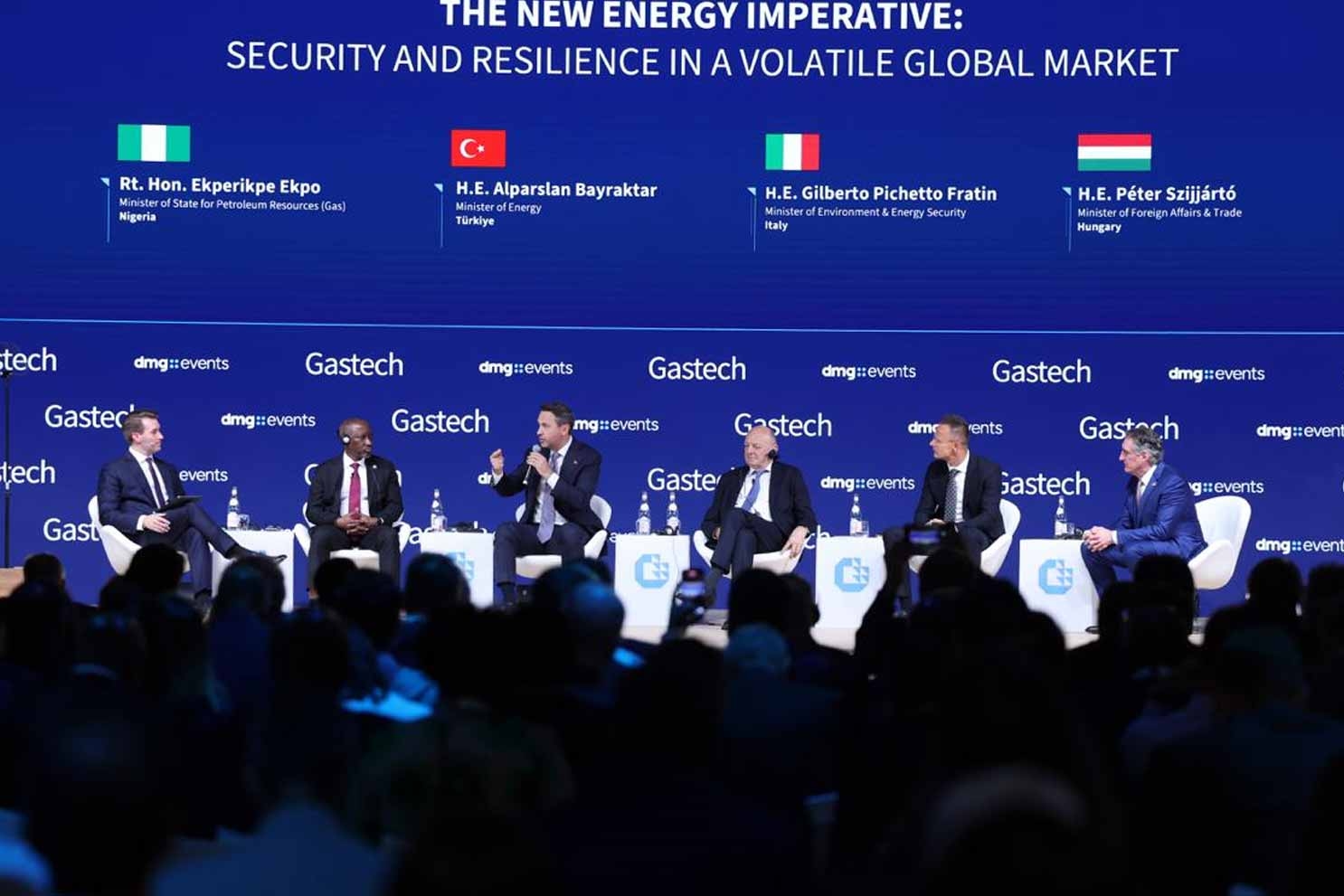 Minister Bayraktar announced two targets for natural gas at Gastech 2025
