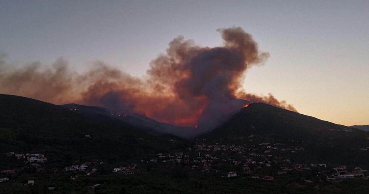 Waldbrand auf der griechischen Insel Zakynthos: Zeitraffervideo