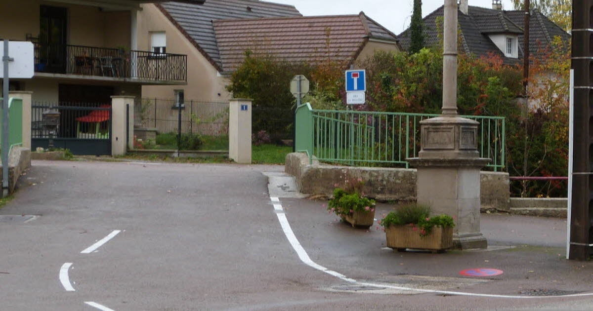 Conliège. Köy yol güvenliğini nasıl iyileştiriyor?